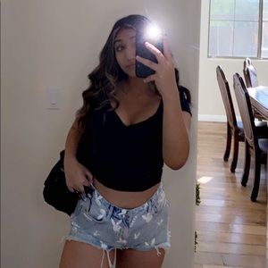 Meet your Posher, Damena